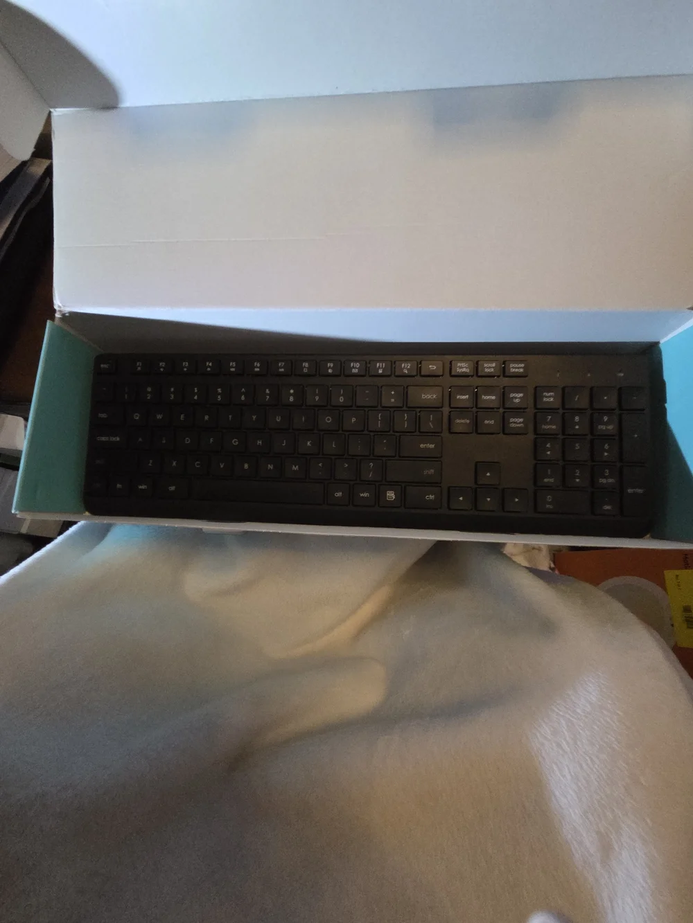 Wireless Black Full-Size Keyboard - Comfortable Typing